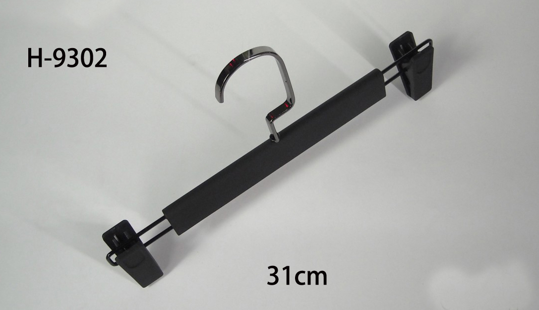 9302 rubber coated trousers hanger
