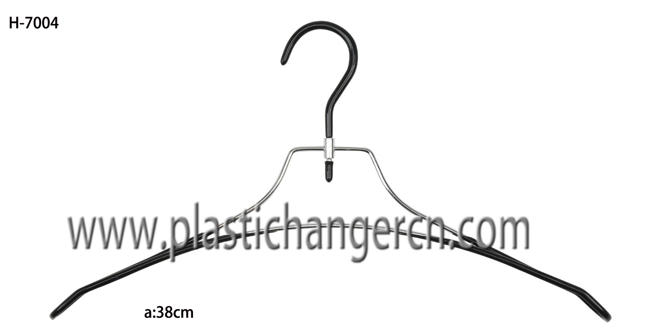 7004 rubber coated metal hanger
